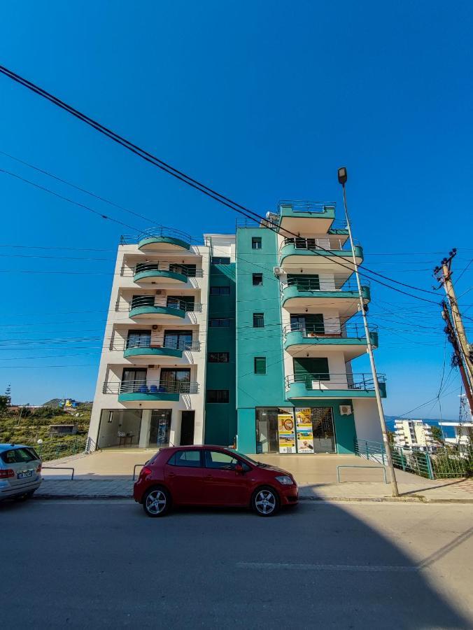 El Rio Apartments Sarande Exterior photo