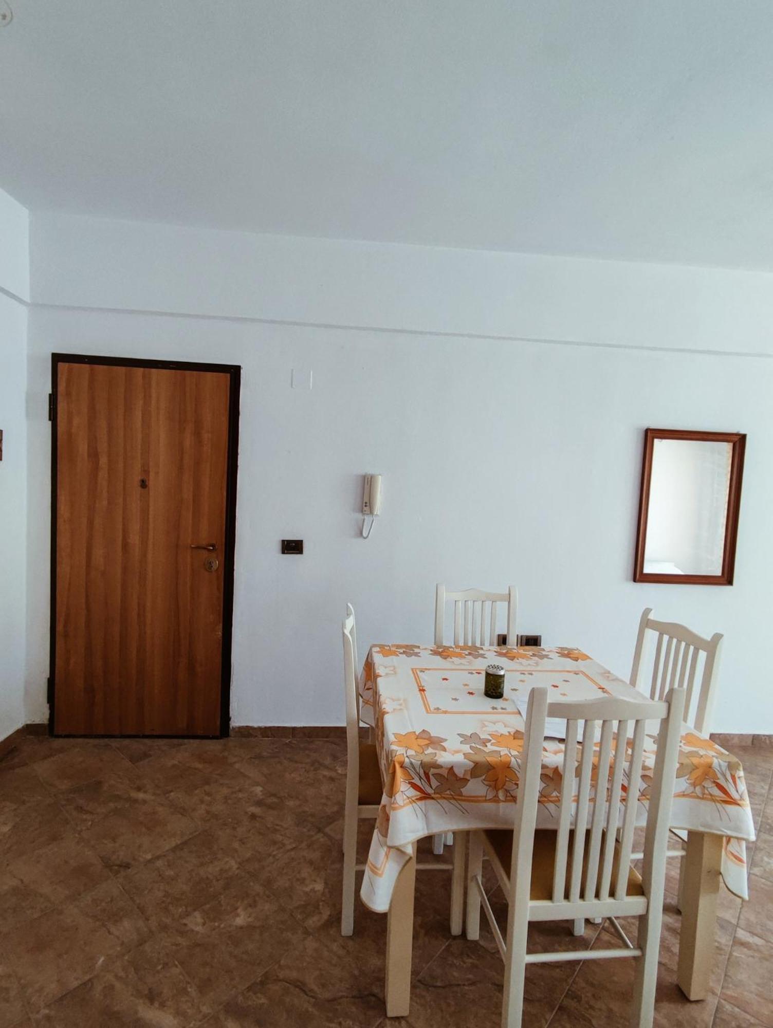 El Rio Apartments Sarande Room photo